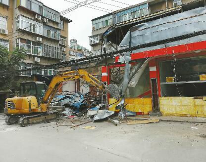 济南胜利大街拆违，拆违拆临，违建门头房