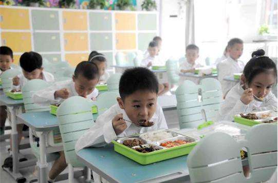 学生集中就餐场所